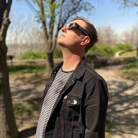 Meet your Posher, Garrick - Picture 1 of 1